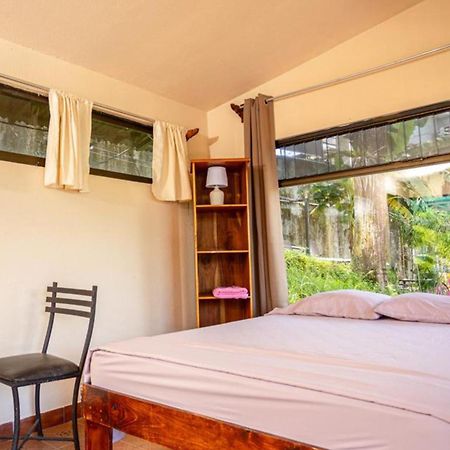 Manuel Antonio Hostel Eksteriør billede