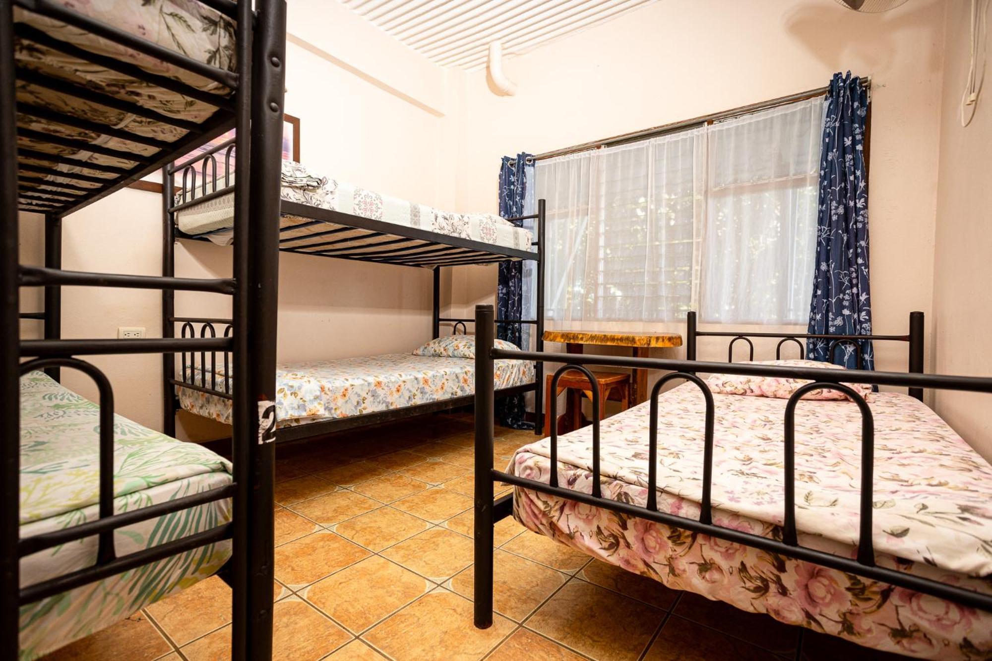 Manuel Antonio Hostel Eksteriør billede